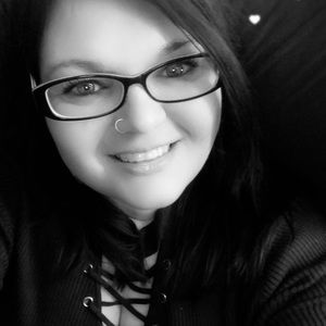 Meet your Posher, Debra